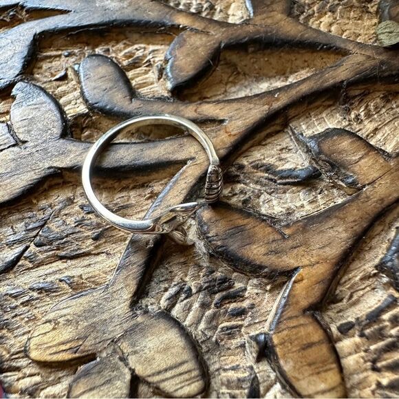 Fish Tail & Shell Sterling Silver Toe Ring - Picture 4 of 4